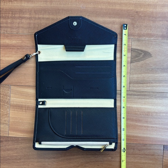 RFID travel wallet - Picture 9 of 11